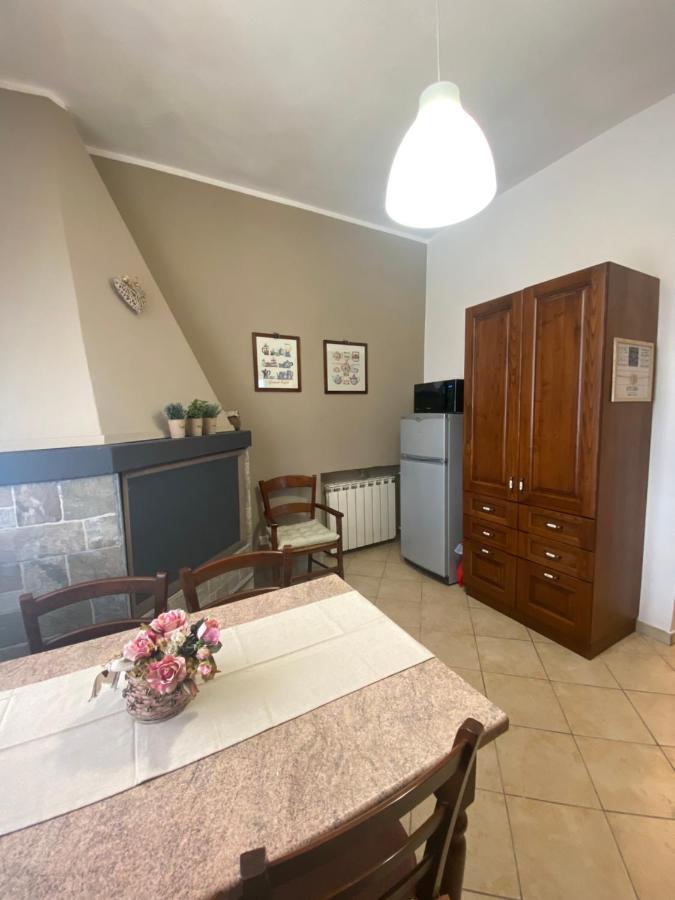 Casato Clavelli 1 Villa Collestatte Ngoại thất bức ảnh